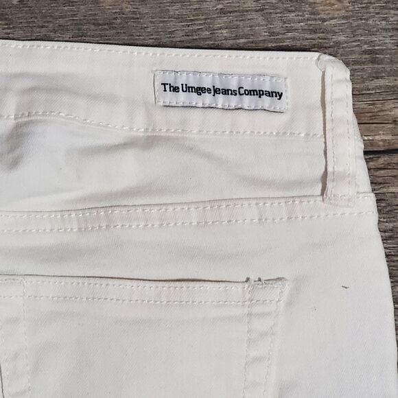 Umgee White Denim Skinny Jeans, Size 28 - Picture 8 of 8